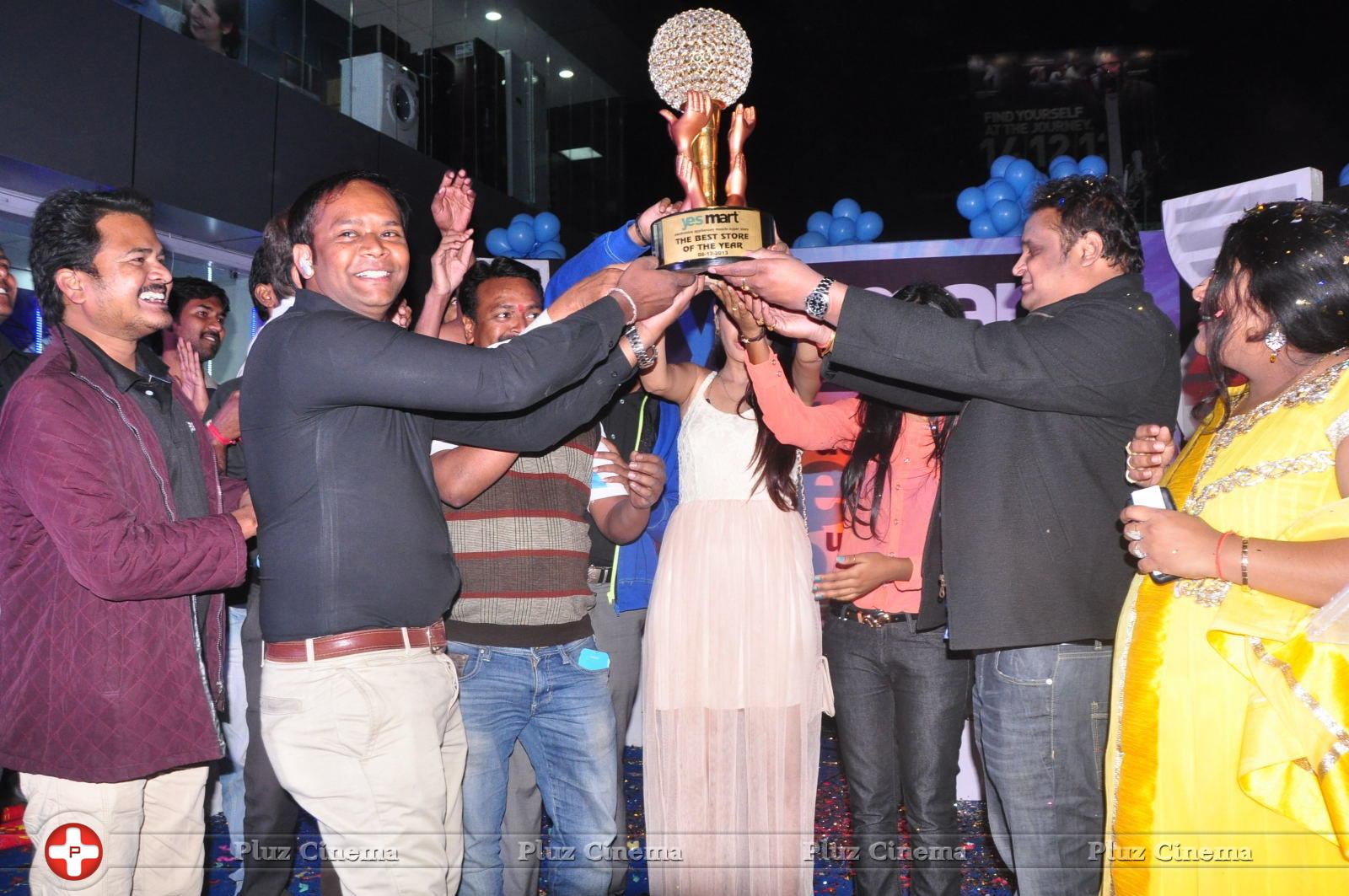 Yes Mart Lucky Draw Contest at Madhapur Stills | Picture 665127
