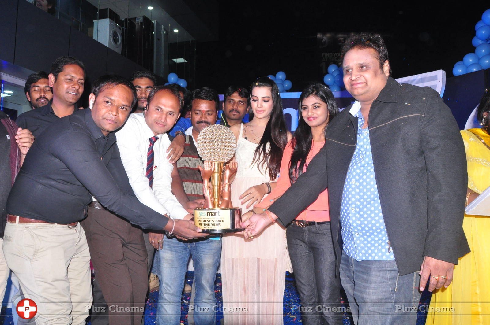 Yes Mart Lucky Draw Contest at Madhapur Stills | Picture 665129