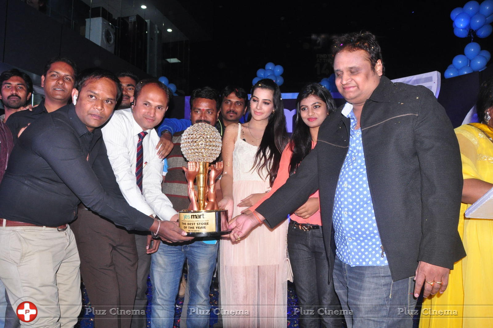 Yes Mart Lucky Draw Contest at Madhapur Stills | Picture 665130