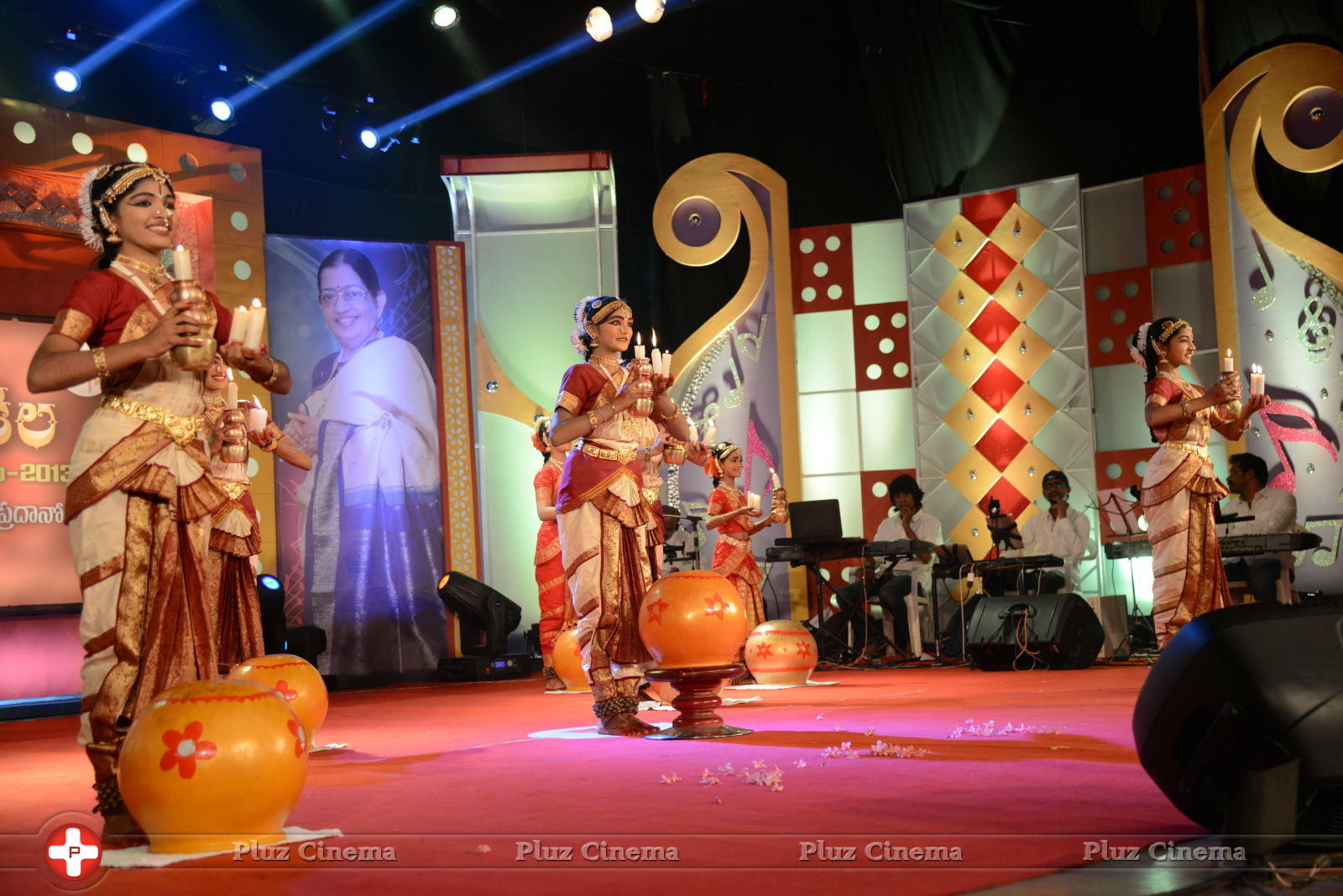 Vani Jayaram receives P. Susheela award 2013 Stills | Picture 667780