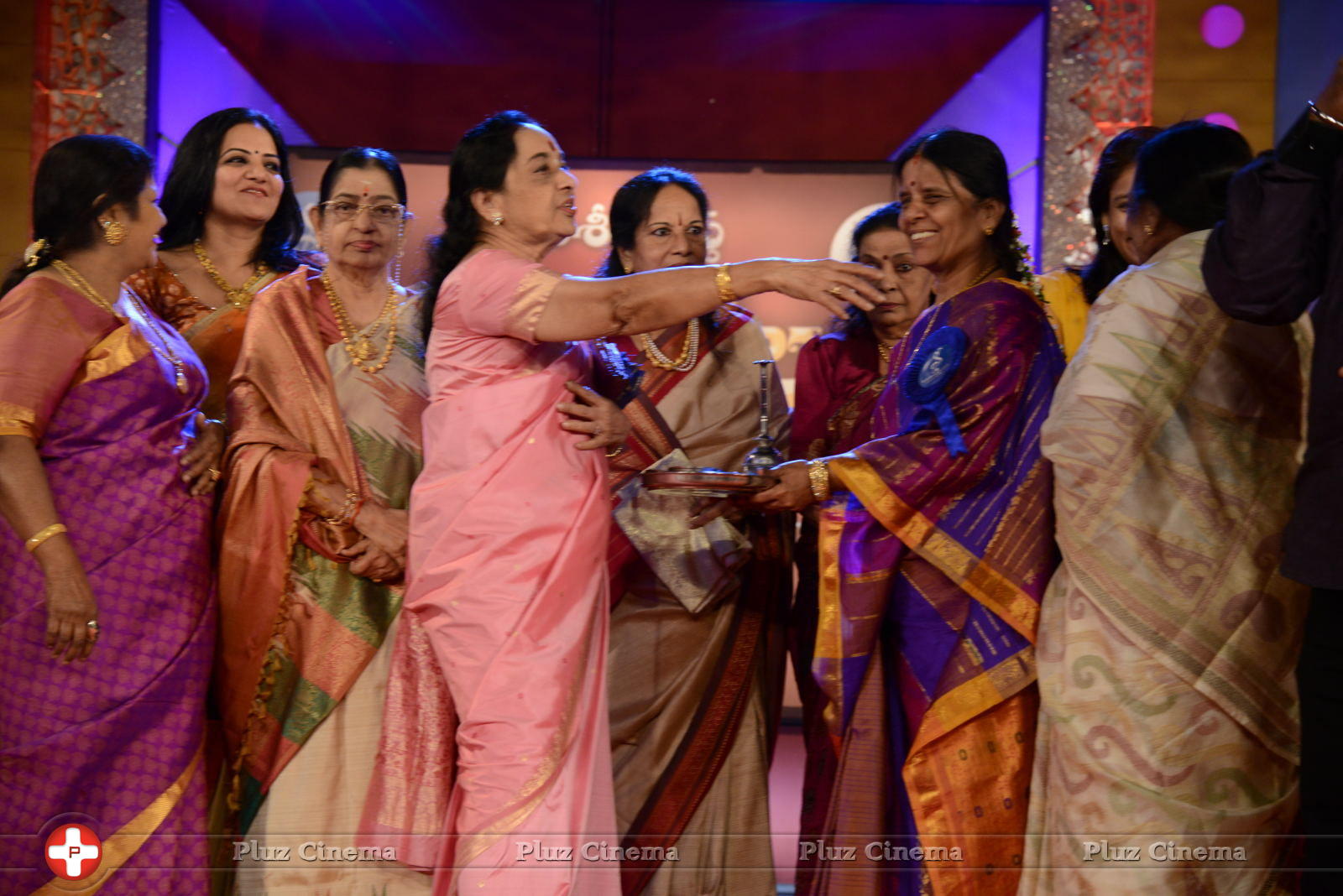 Vani Jayaram receives P. Susheela award 2013 Stills | Picture 667897