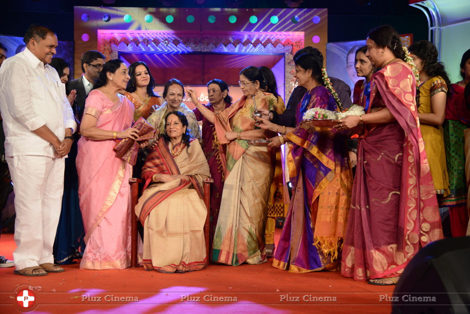 Vani Jayaram receives P. Susheela award 2013 Stills | Picture 667906