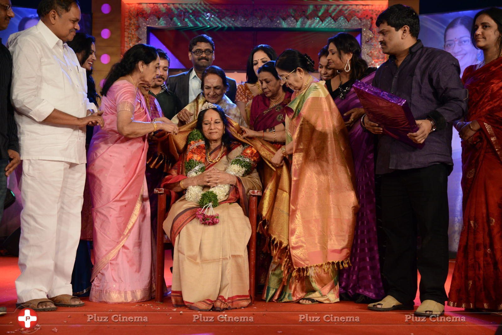 Vani Jayaram receives P. Susheela award 2013 Stills | Picture 667920