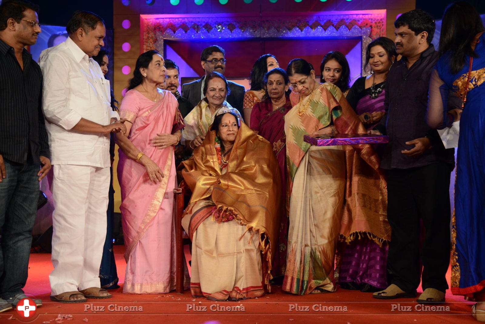 Vani Jayaram receives P. Susheela award 2013 Stills | Picture 667921