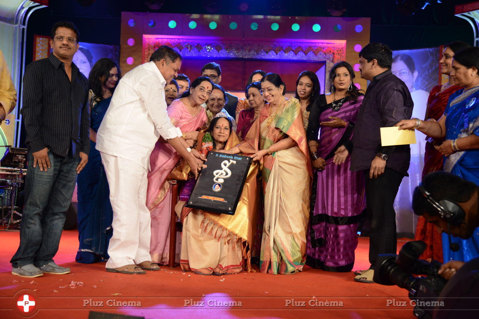 Vani Jayaram receives P. Susheela award 2013 Stills | Picture 667929