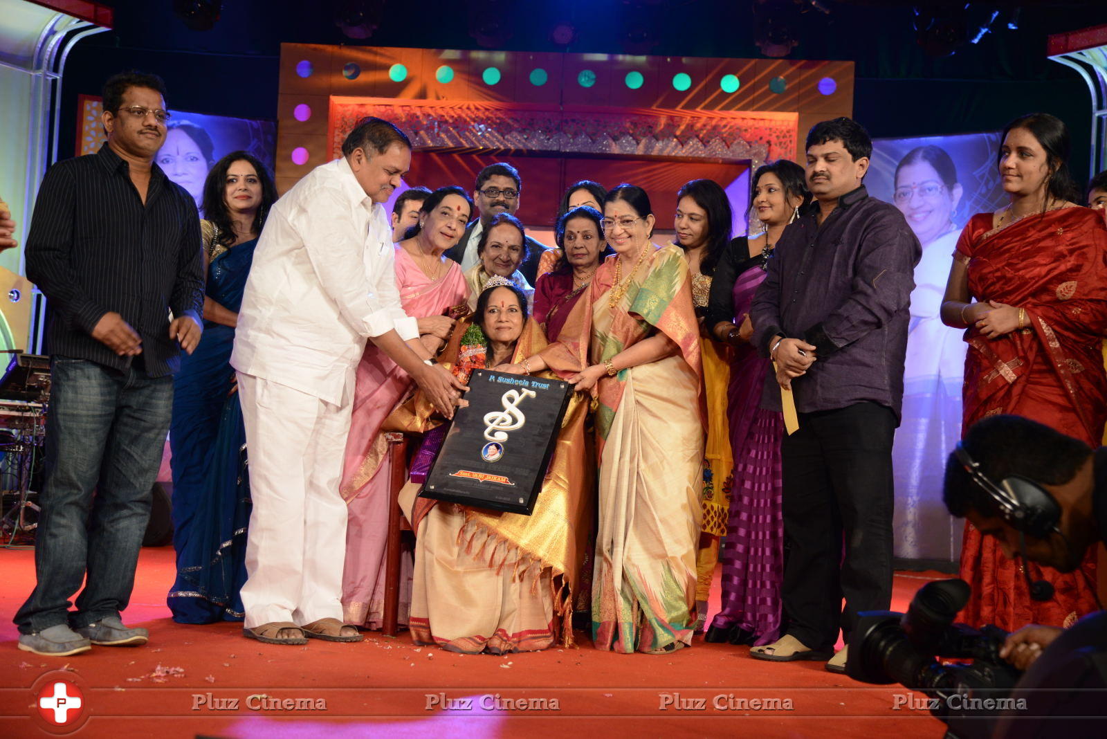 Vani Jayaram receives P. Susheela award 2013 Stills | Picture 667931