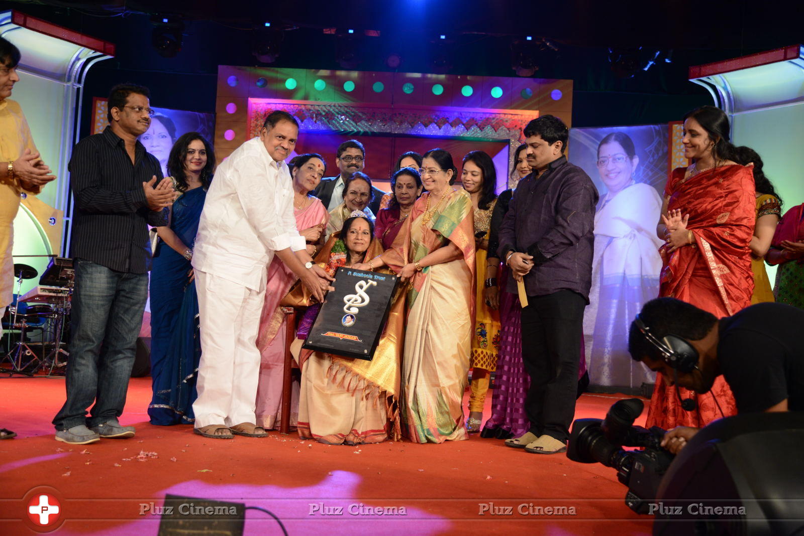 Vani Jayaram receives P. Susheela award 2013 Stills | Picture 667932