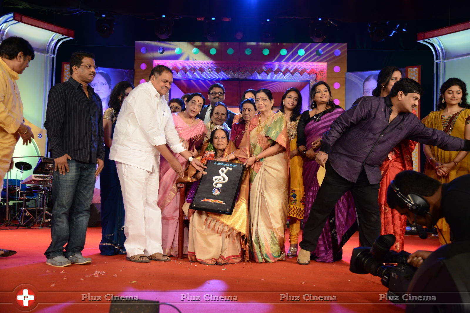 Vani Jayaram receives P. Susheela award 2013 Stills | Picture 667937