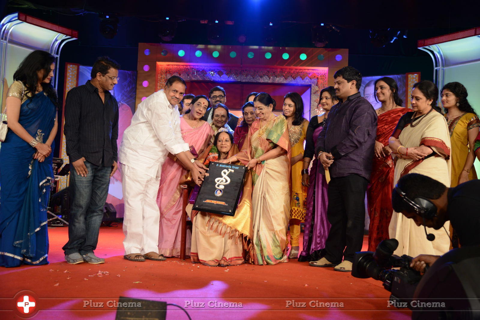 Vani Jayaram receives P. Susheela award 2013 Stills | Picture 667940