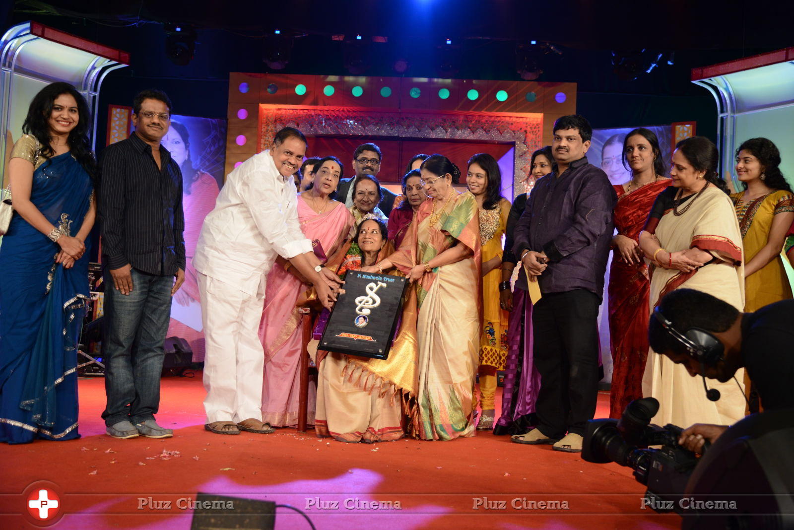 Vani Jayaram receives P. Susheela award 2013 Stills | Picture 667941