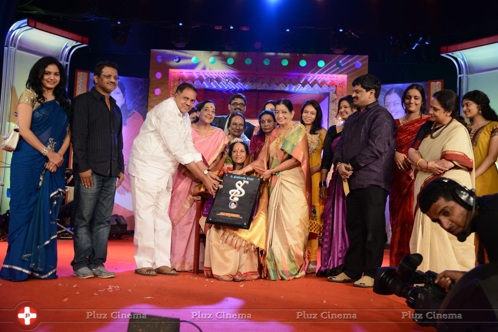 Vani Jayaram receives P. Susheela award 2013 Stills | Picture 667942