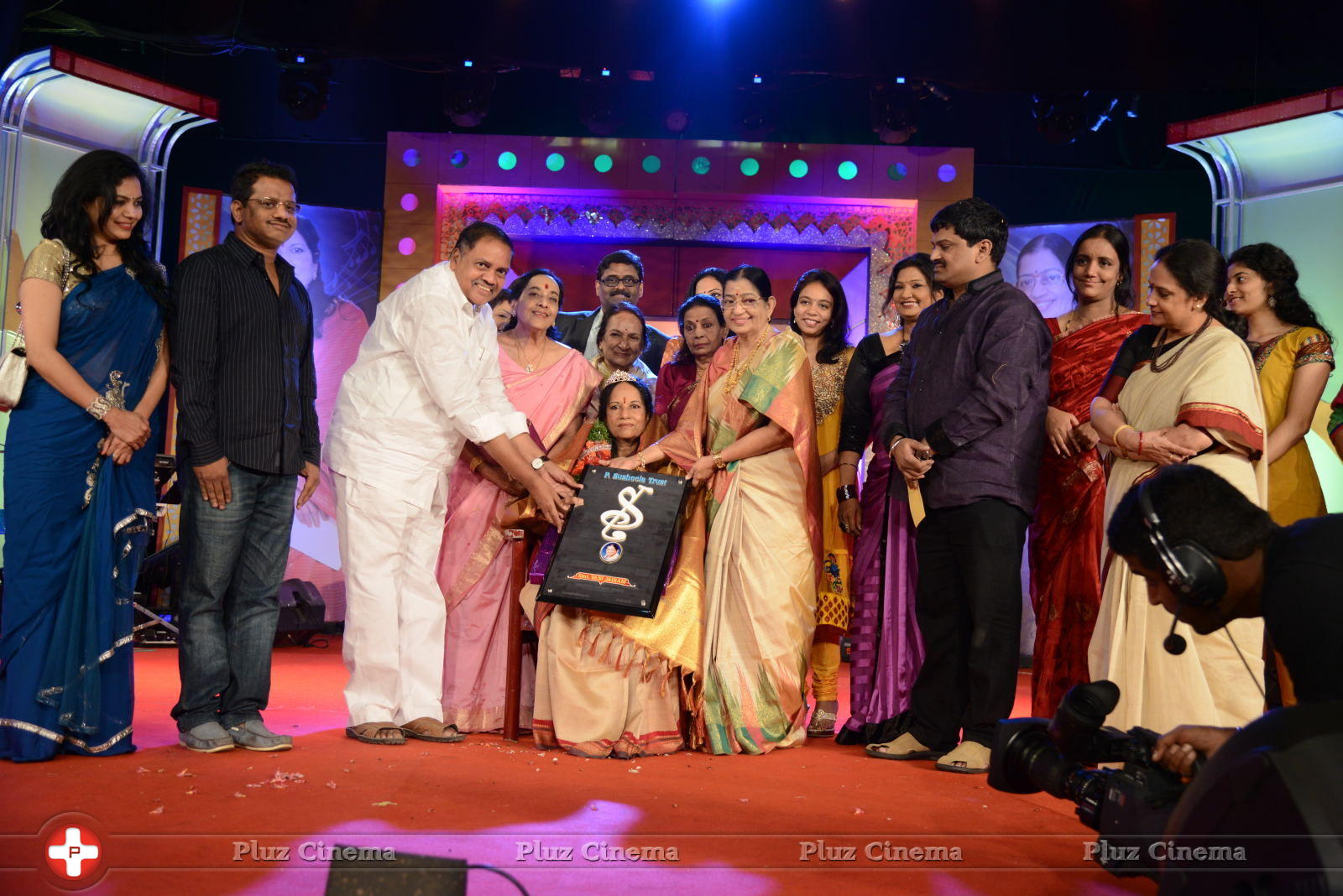 Vani Jayaram receives P. Susheela award 2013 Stills | Picture 667944