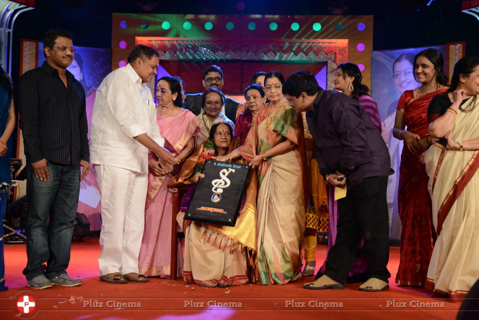 Vani Jayaram receives P. Susheela award 2013 Stills | Picture 667947