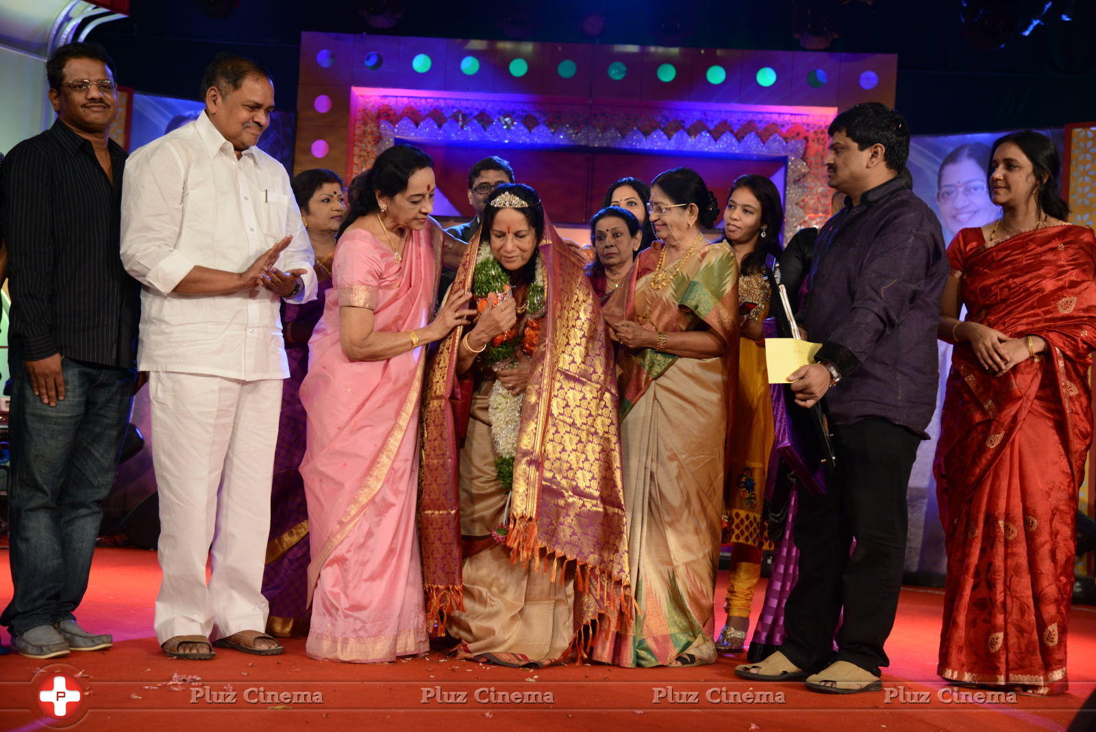 Vani Jayaram receives P. Susheela award 2013 Stills | Picture 667949