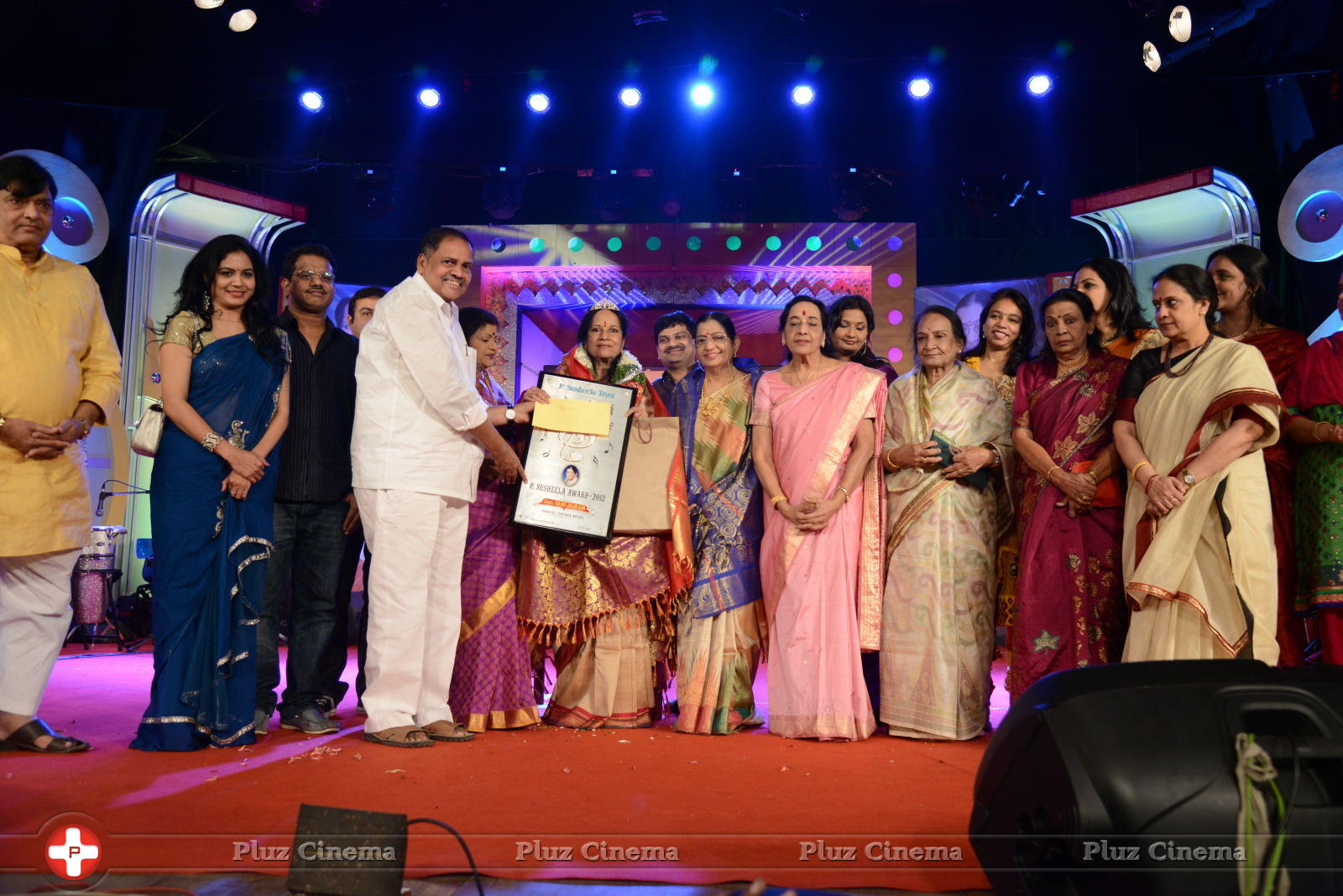 Vani Jayaram receives P. Susheela award 2013 Stills | Picture 667964