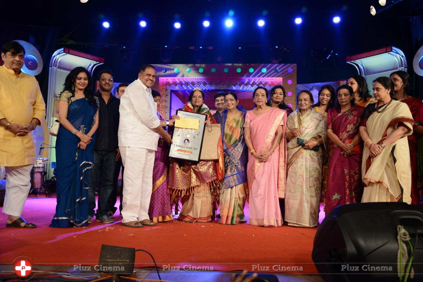 Vani Jayaram receives P. Susheela award 2013 Stills | Picture 667965