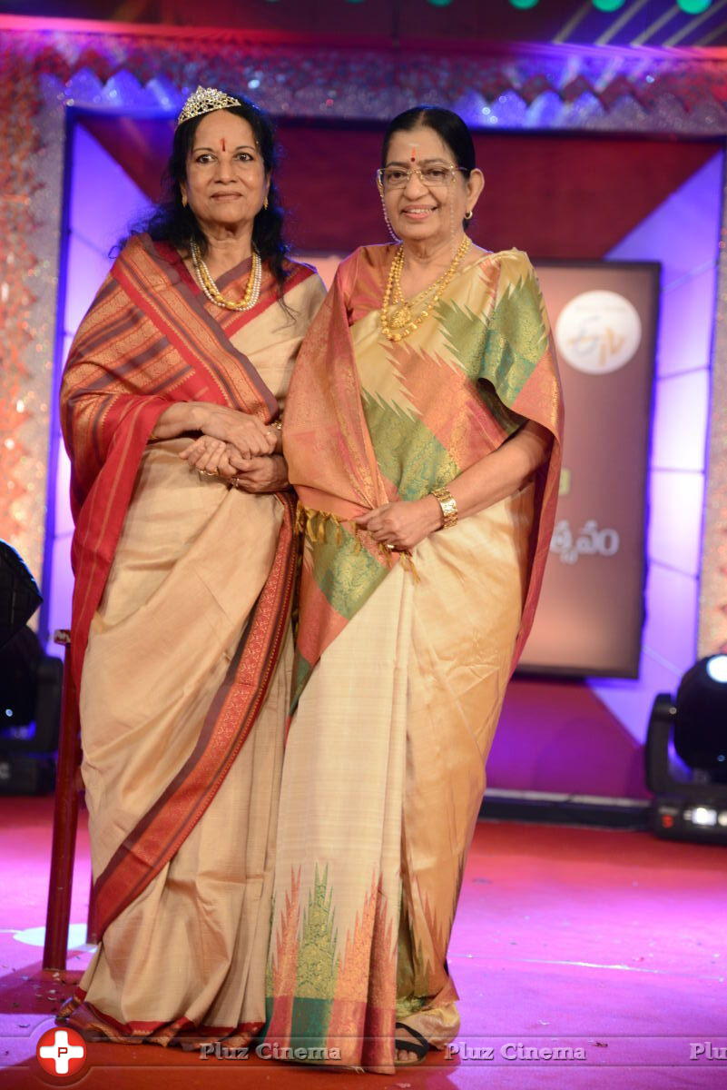 Vani Jayaram receives P. Susheela award 2013 Stills | Picture 667996