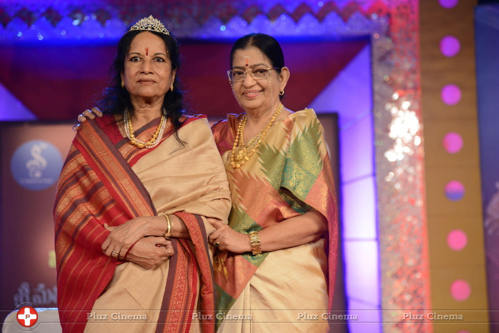 Vani Jayaram receives P. Susheela award 2013 Stills | Picture 668010