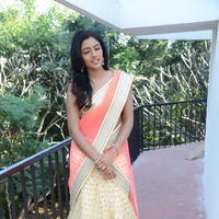 Actress Isha at Vasta Nee Venuka Movie Opening Stills | Picture 671774