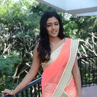 Actress Isha at Vasta Nee Venuka Movie Opening Stills | Picture 671779