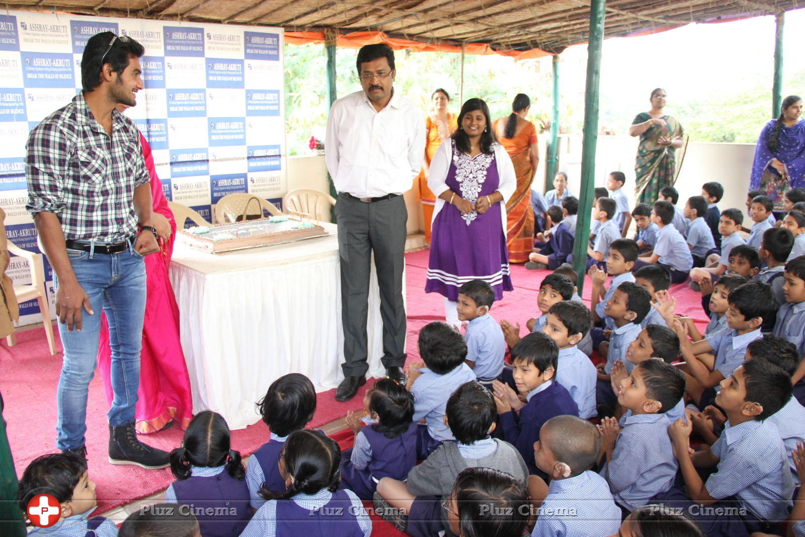 Aadi Birthday Celebrations 2013 Photos | Picture 685170