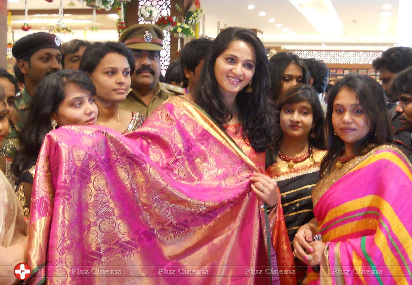 Anushka Shetty - Kalamandir New Showrooms Launched at Rajahmundry and Kakinada Photos | Picture 684016