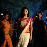 Nayantara Hot Saree Photos | Picture 689221