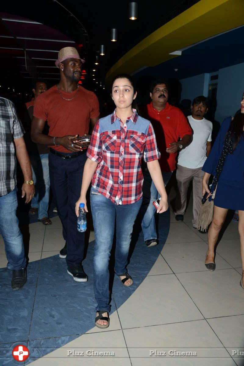 Charmy Kaur - Satya 2 Premiere Show Pictures | Picture 629974