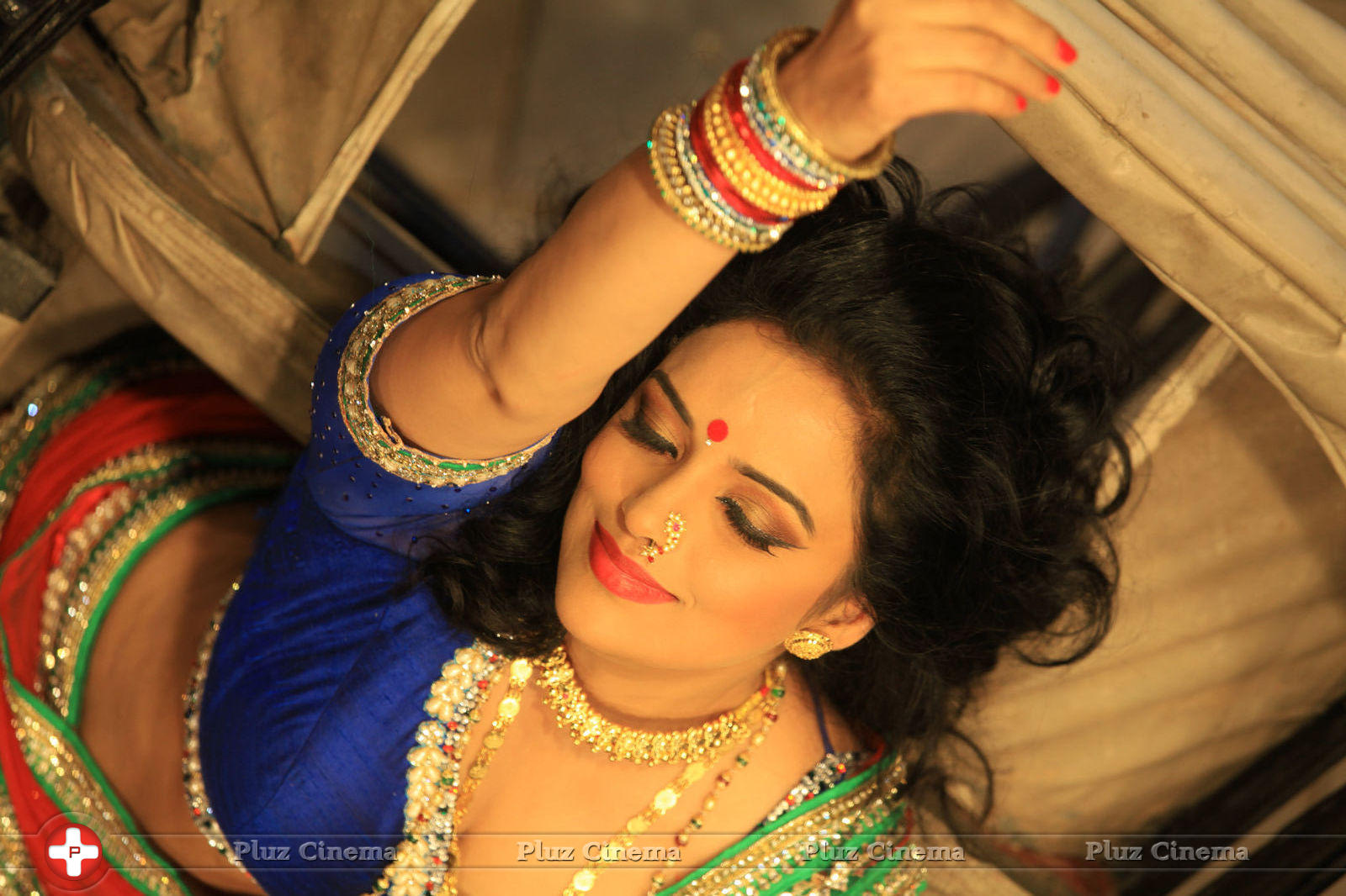 Shweta Menon - Sri Lakshmi Kiran Productions Production No.1 Movie Stills | Picture 633212