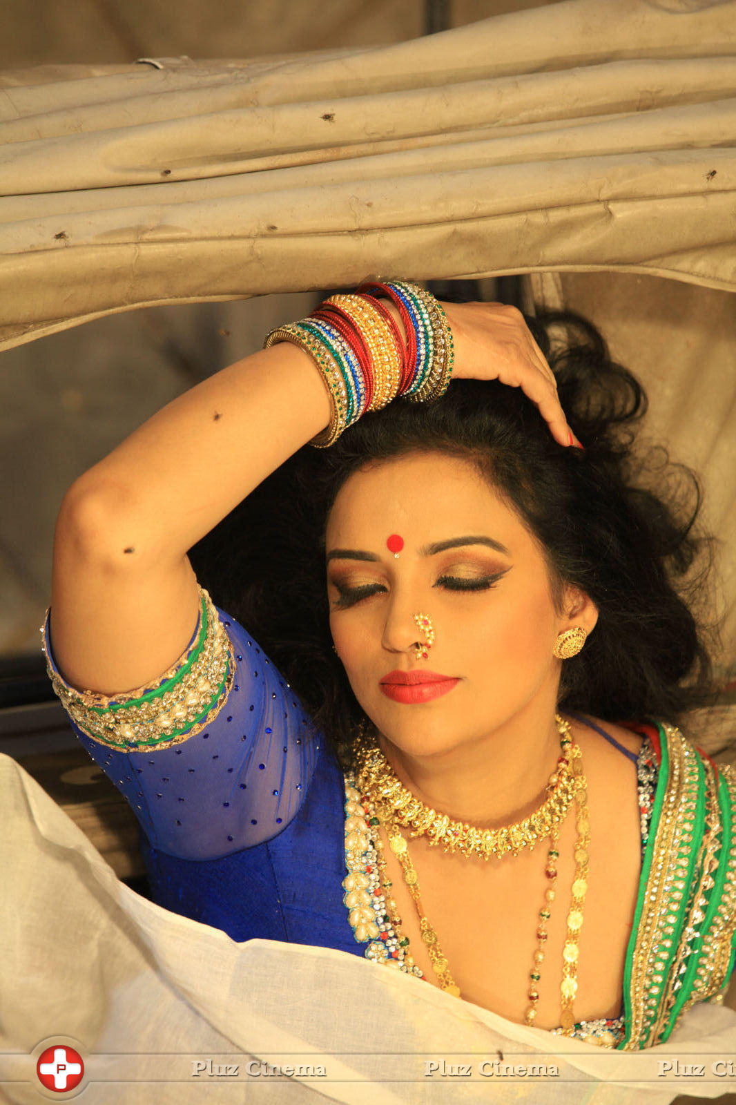 Shweta Menon - Sri Lakshmi Kiran Productions Production No.1 Movie Stills | Picture 633213