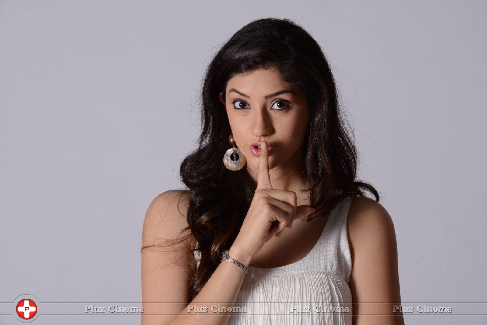 Tanvi Vyas Latest Photoshoot Stills | Picture 654104