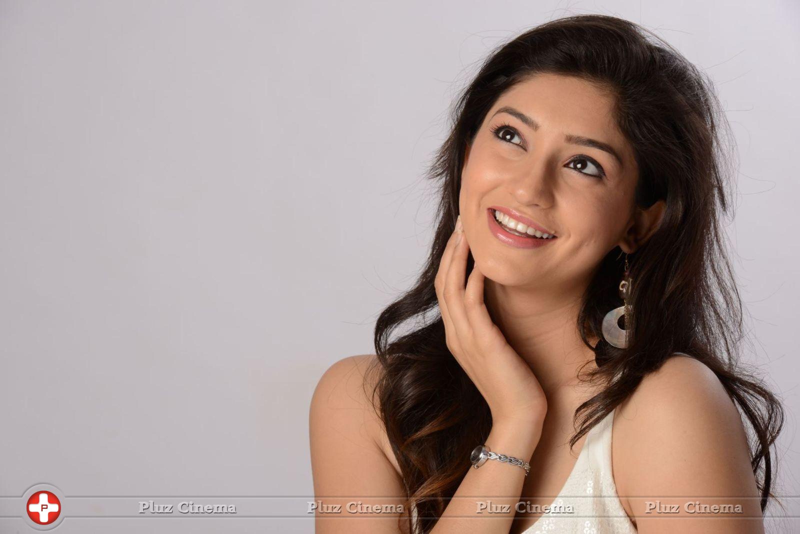 Tanvi Vyas Latest Photoshoot Stills | Picture 654140