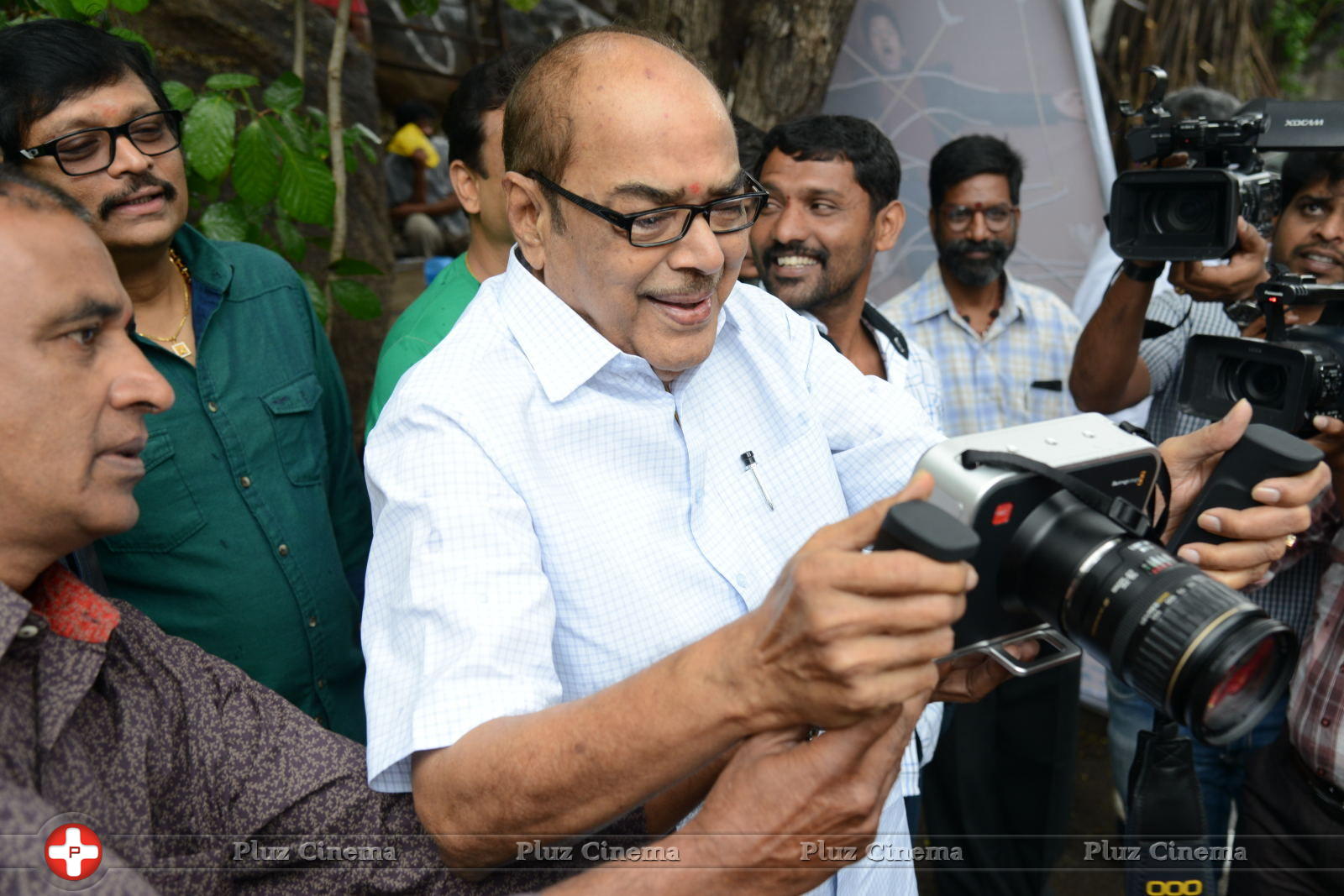 D. Ramanaidu - Ori Devudoi Movie Opening Pictures | Picture 655979