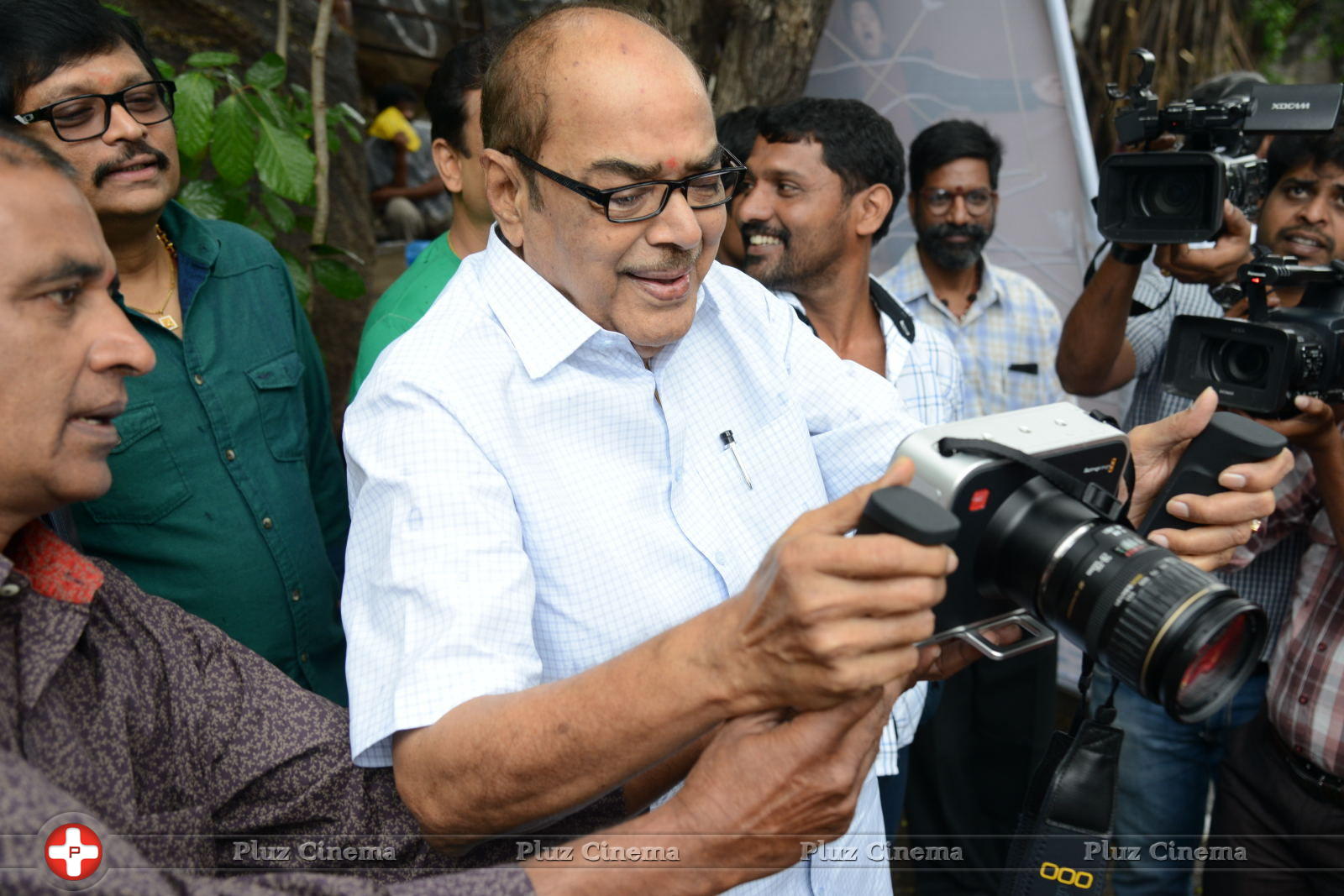 D. Ramanaidu - Ori Devudoi Movie Opening Pictures | Picture 655980