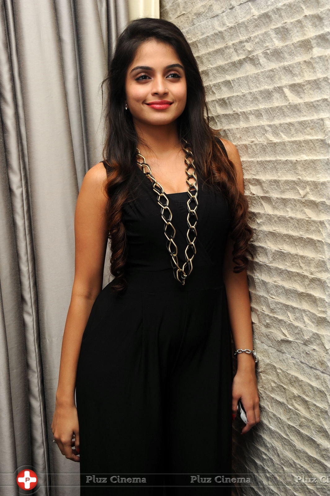 Sheena Shahabadi New Stills at Nuvve Naa Bangaram Audio Launch | Picture 656800