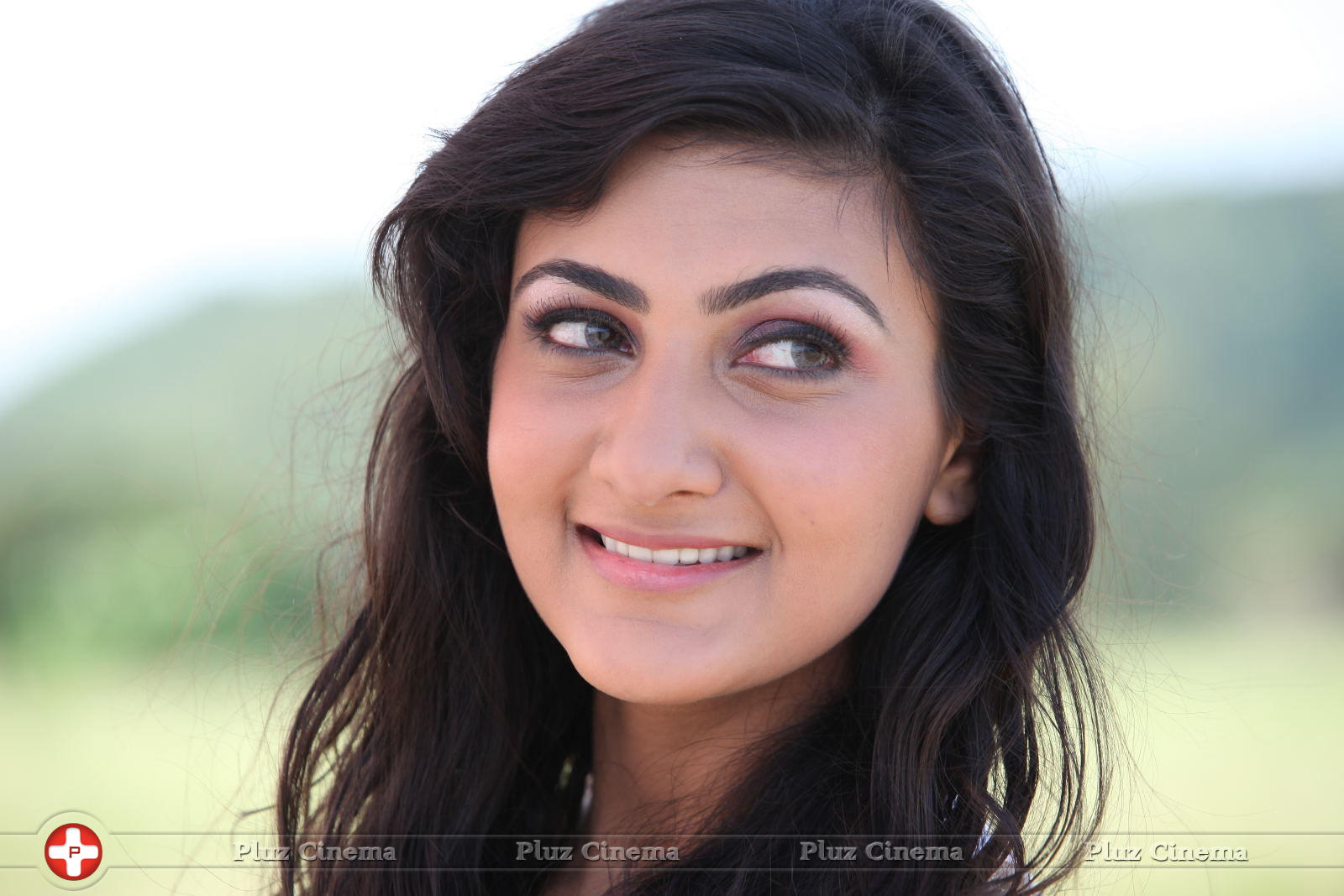Neelam Upadhyay New Hot Photos | Picture 600878
