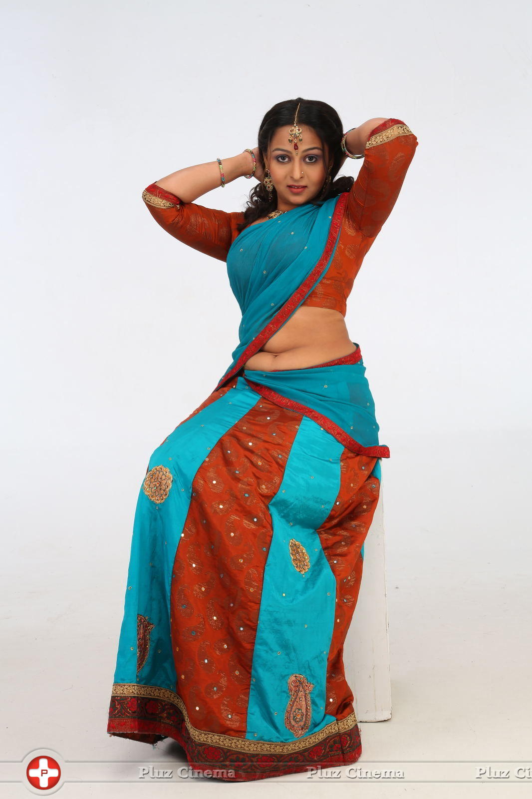 Samvrutha Sunil Hot Photoshoot Pictures | Picture 601248