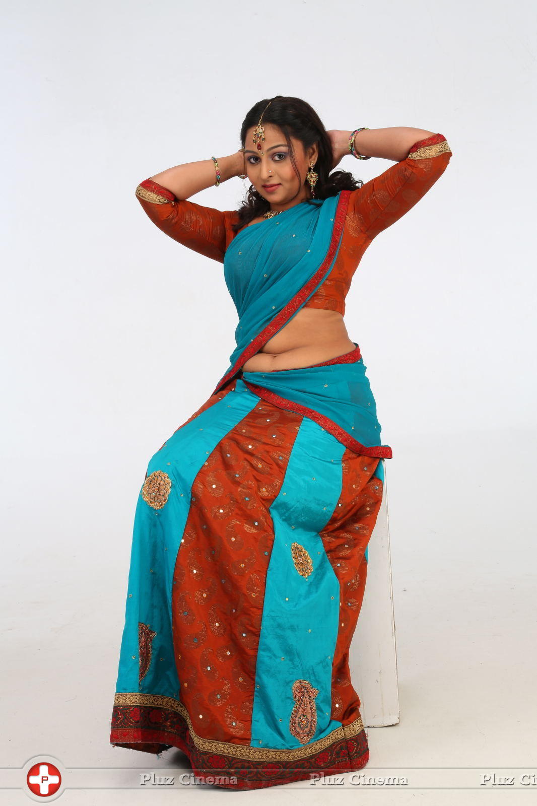 Samvrutha Sunil Hot Photoshoot Pictures | Picture 601249