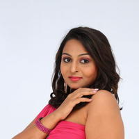 Samvrutha Sunil Hot Photoshoot Pictures | Picture 601230