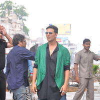 Akshay Kumar - Bollywood Actor Akshay Kumar Visits Charminar Stills | Picture 601913