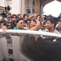 Bollywood Actor Akshay Kumar Visits Charminar Stills | Picture 601939