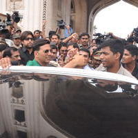 Bollywood Actor Akshay Kumar Visits Charminar Stills | Picture 601940