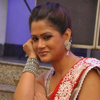 Silpa Chakravarthy Hot Saree Images at Palnadu Audio Release | Picture 610587