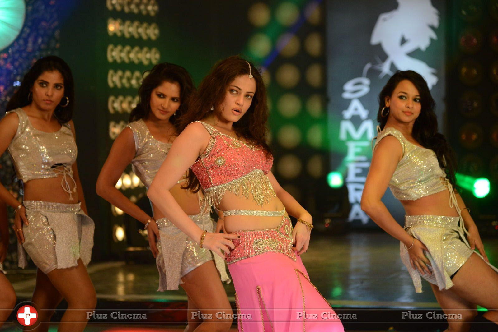 Sneha Ullal Item Song Hot Pictures | Picture 610761