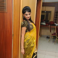 Nikitha Narayan Hot in Half saree Images | Picture 618837
