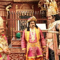 Manushulatho Jagratha Movie Stills | Picture 620514
