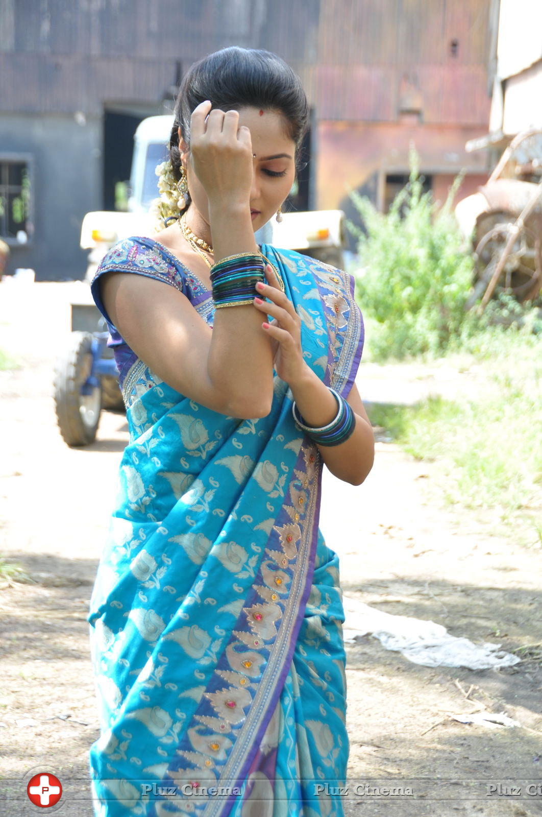 Suhasini Latest Saree Photos | Picture 620419