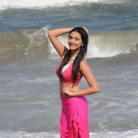 Neelam Upadhyay Latest Hot Photos | Picture 620773