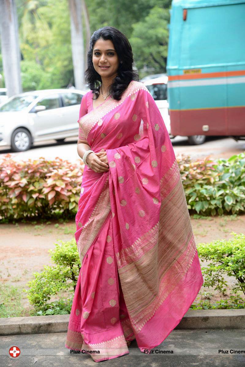 Urmila Latest Saree Images at Welcome Obama Press Meet | Picture 578631