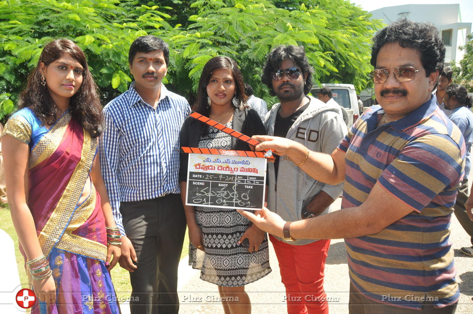 Devudu Deyyam Manishi Movie Opening Stills | Picture 584037